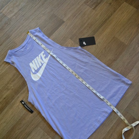 NWT Nike Women's Sportswear Sleeveless Muscle Tank Top Lavender Size Small - Picture 4 of 5